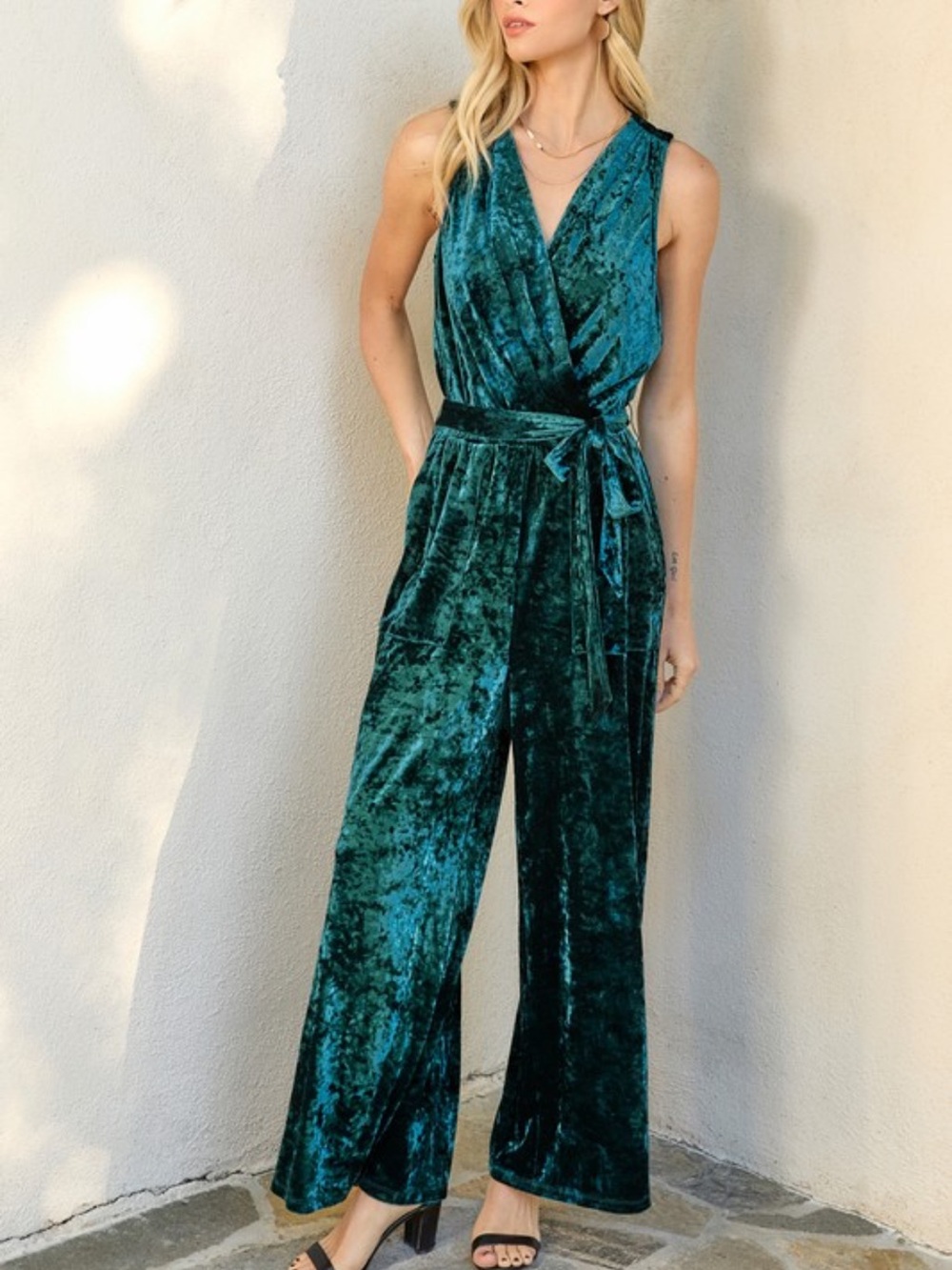 Velvet Sleeveless Jumpsuit - Picture 2 of 6